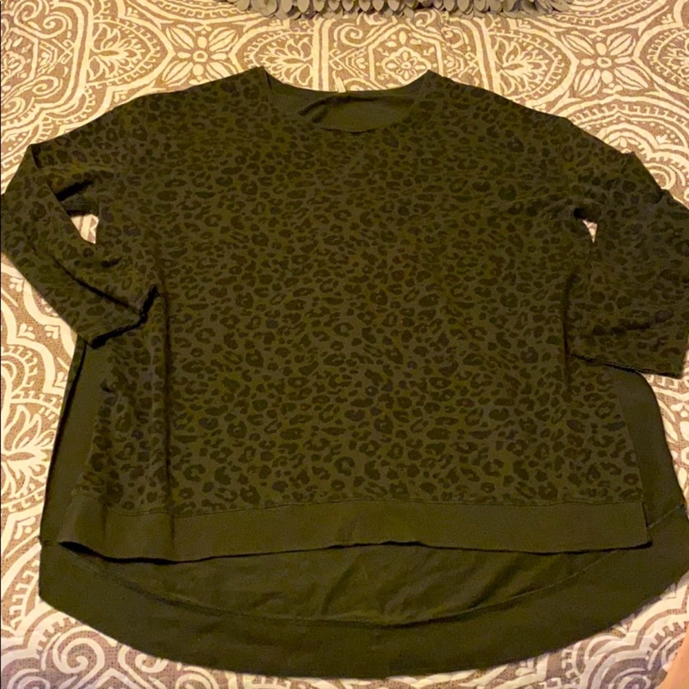 Cheetah print sweatshirt